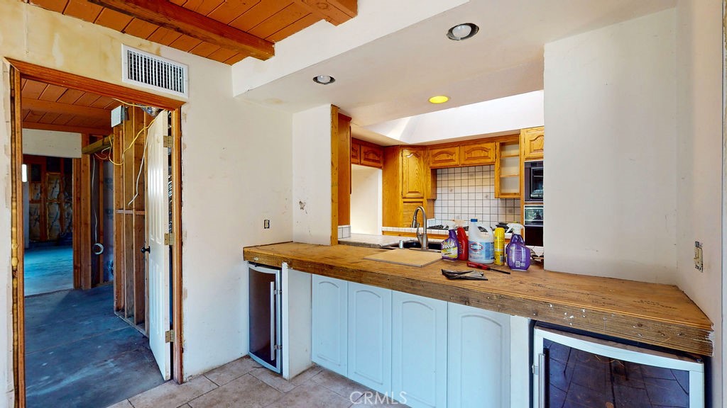 2450 Cottage Drive Property Photo 16