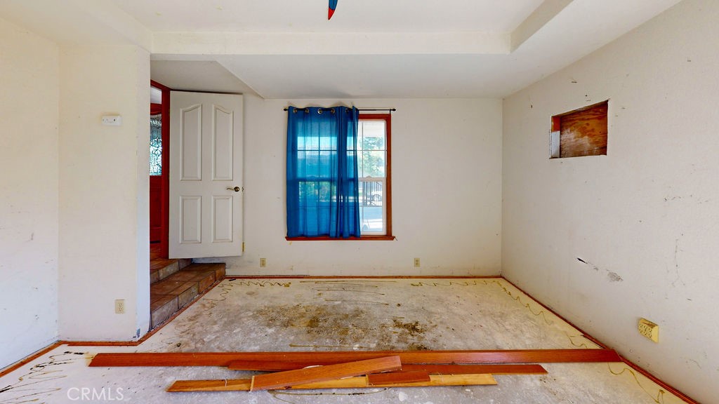 2450 Cottage Drive Property Photo 22