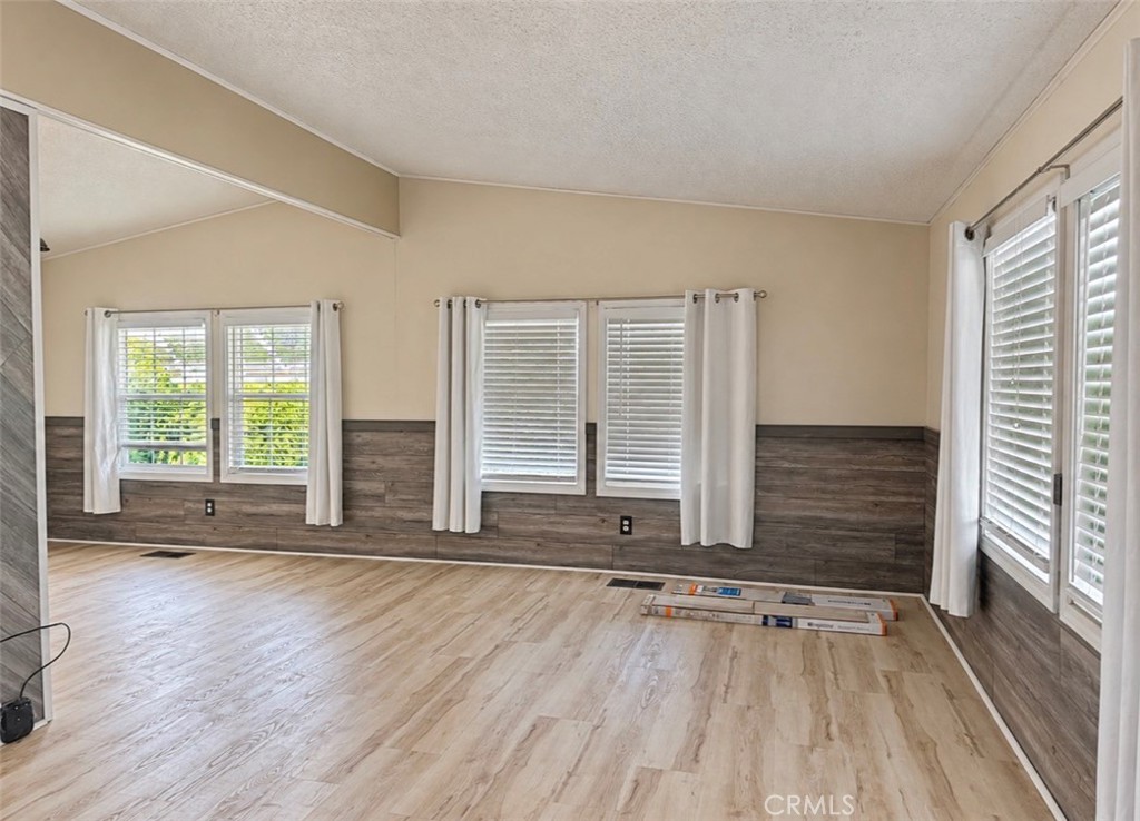 119 Sycamore Property Photo 6