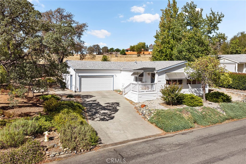 419 Summerwood Property Photo 1
