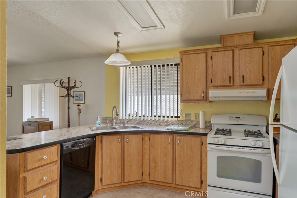 2663 Chaise Drive Property Photo 12