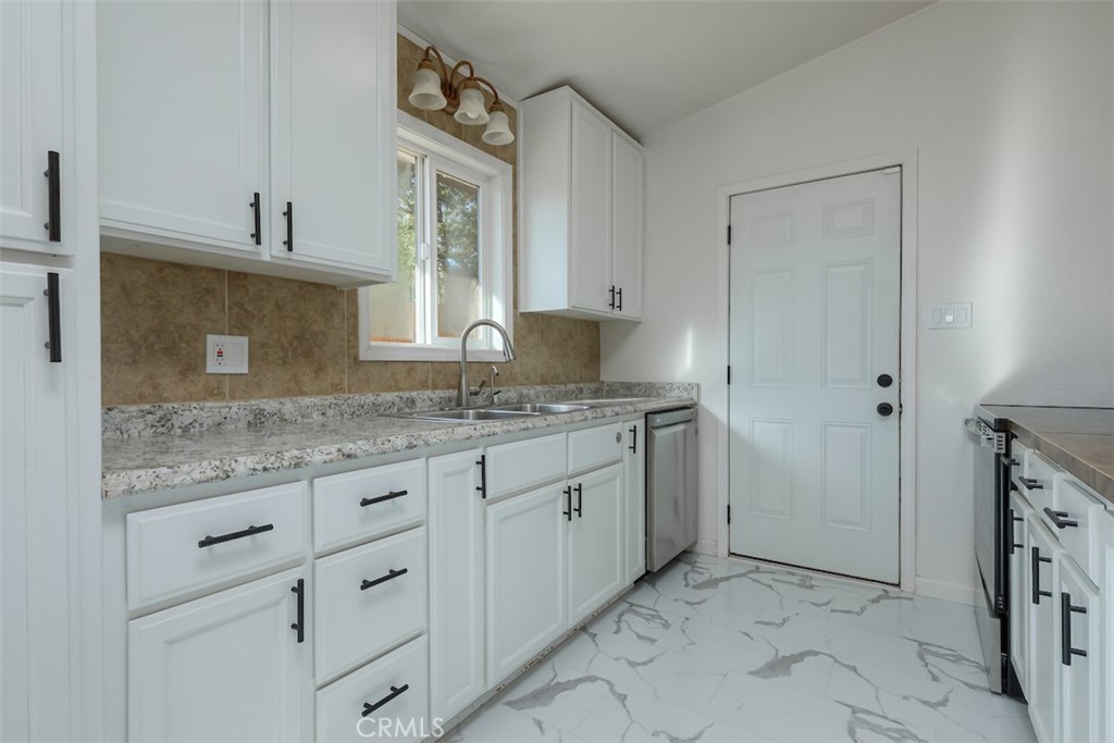 5 Northview Property Photo 12