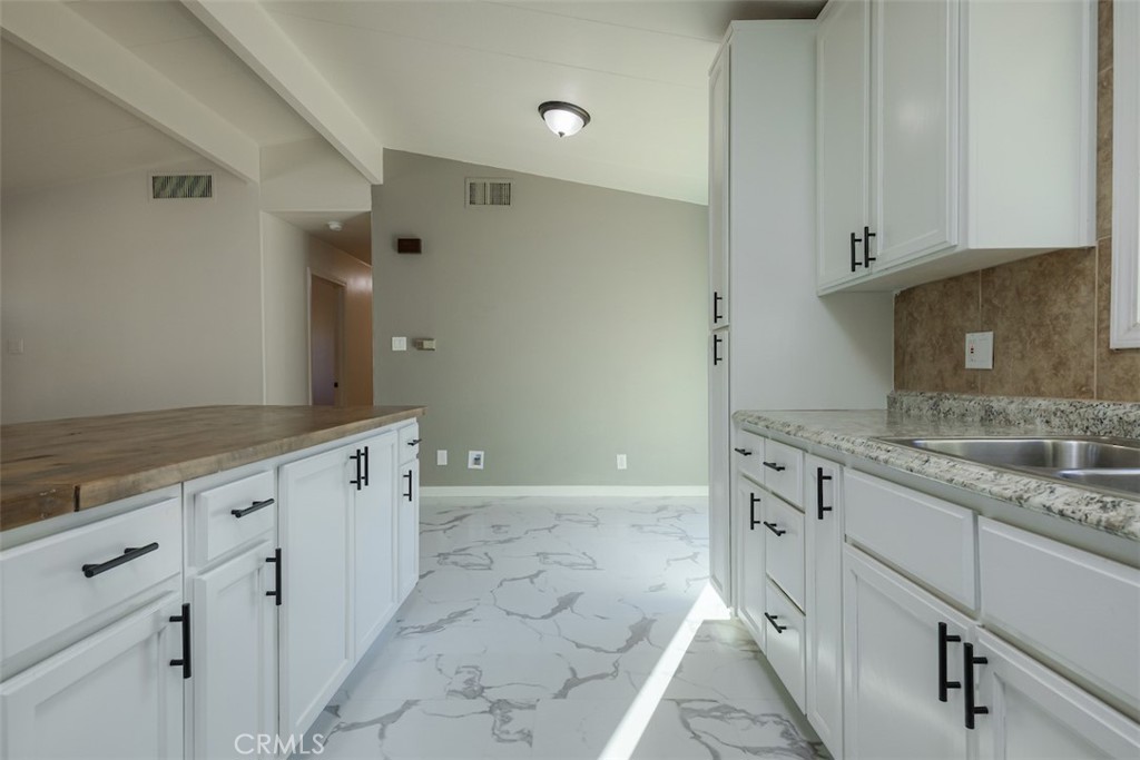 5 Northview Property Photo 15