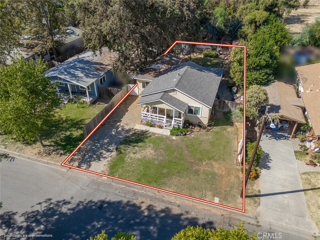 955 Oregon Property Photo 5