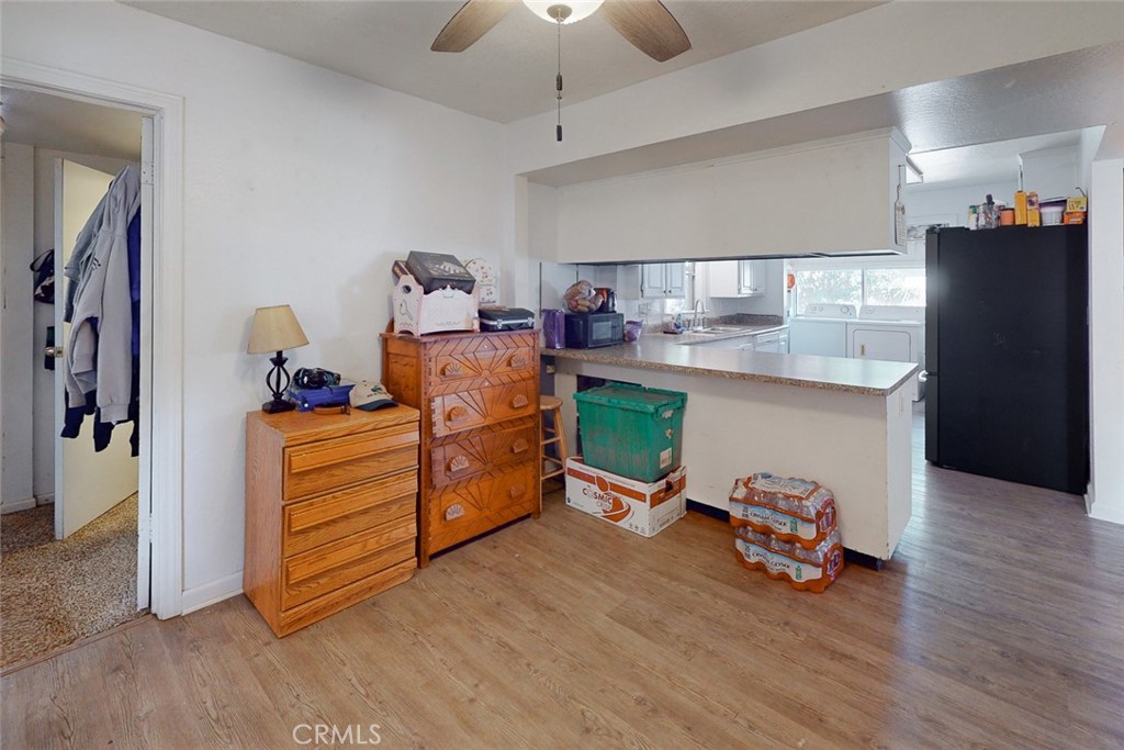 955 Oregon Property Photo 17