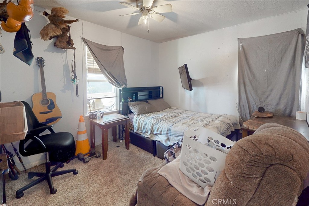 955 Oregon Property Photo 25
