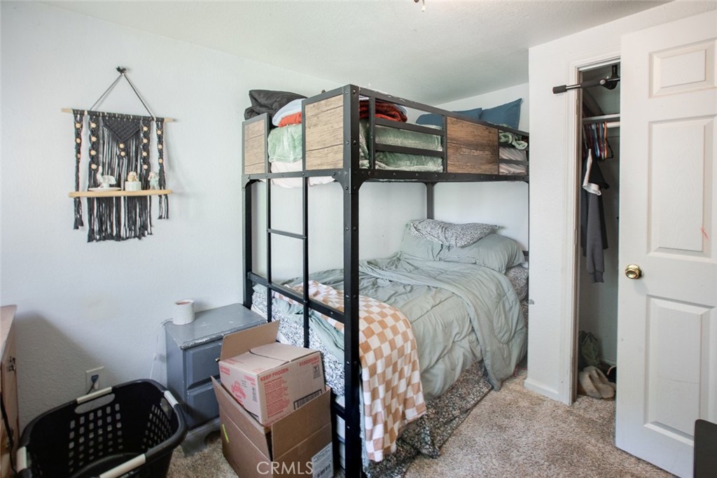 955 Oregon Property Photo 27