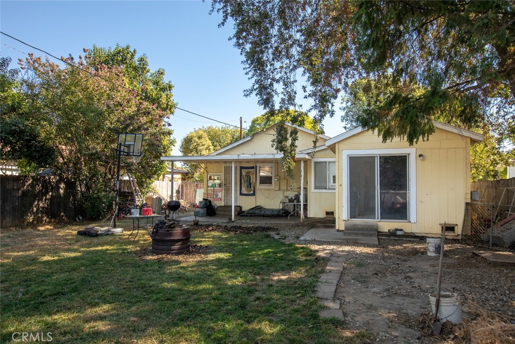 955 Oregon Property Photo 30