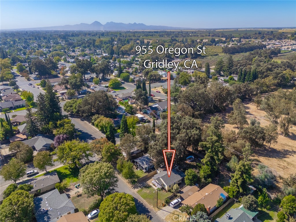 955 Oregon Property Photo 35