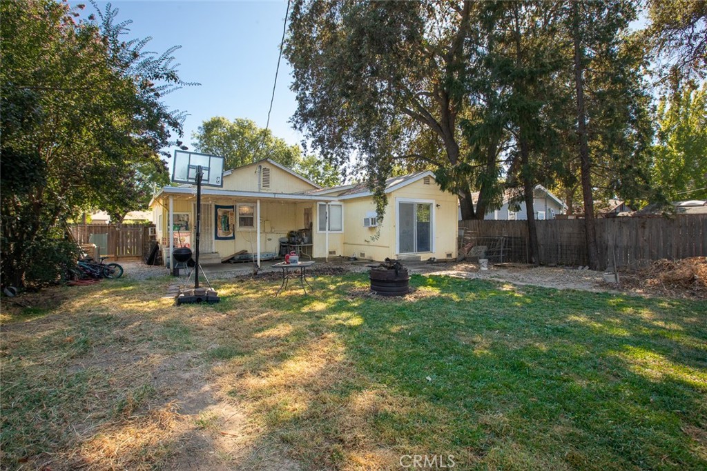955 Oregon Property Photo 39