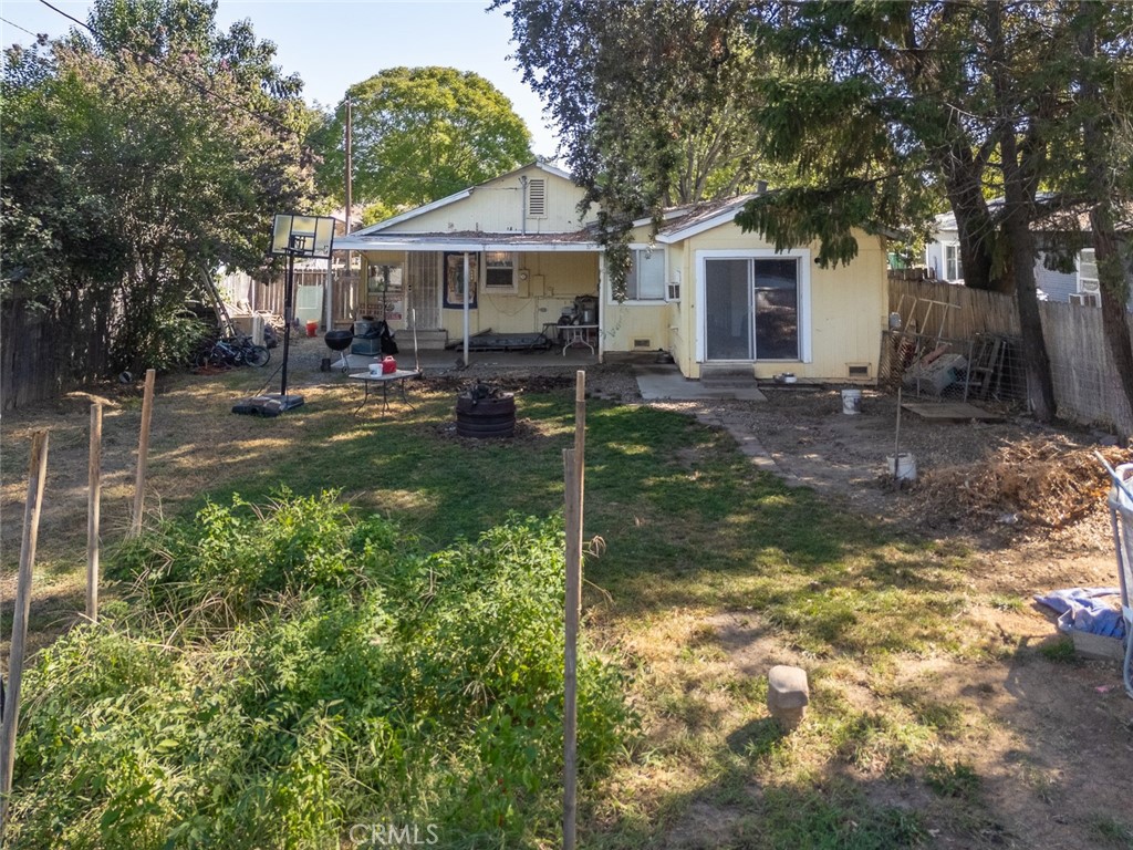 955 Oregon Property Photo 40