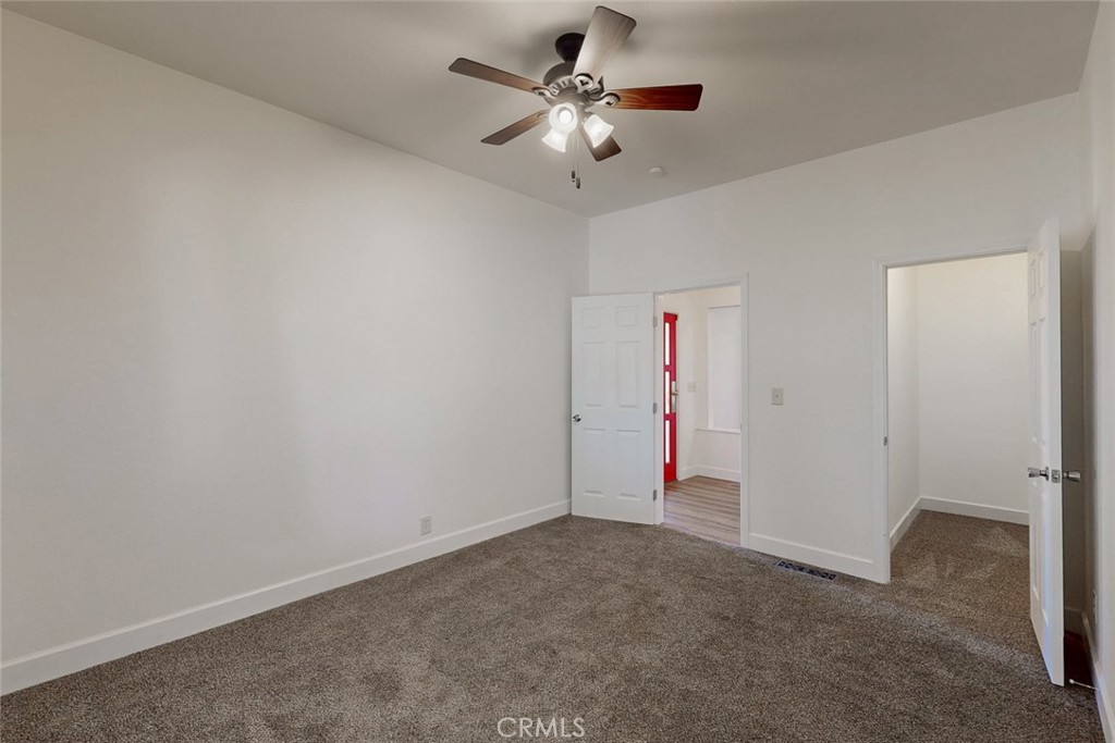 1585 Sycamore Street Property Photo 8