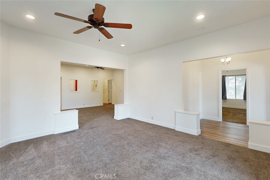 1585 Sycamore Street Property Photo 11