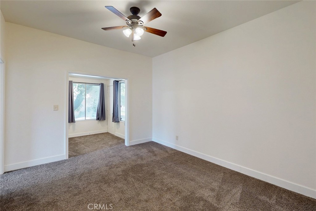 1585 Sycamore Street Property Photo 30