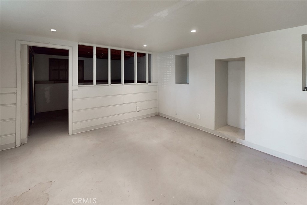 1585 Sycamore Street Property Photo 40