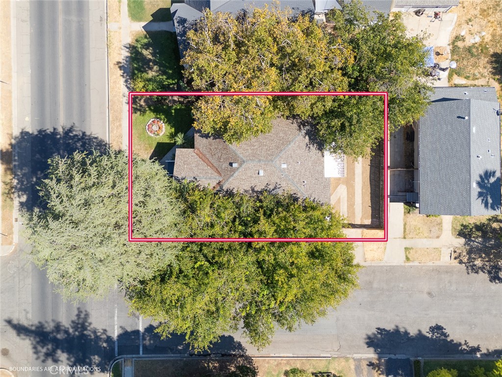 1585 Sycamore Street Property Photo 44