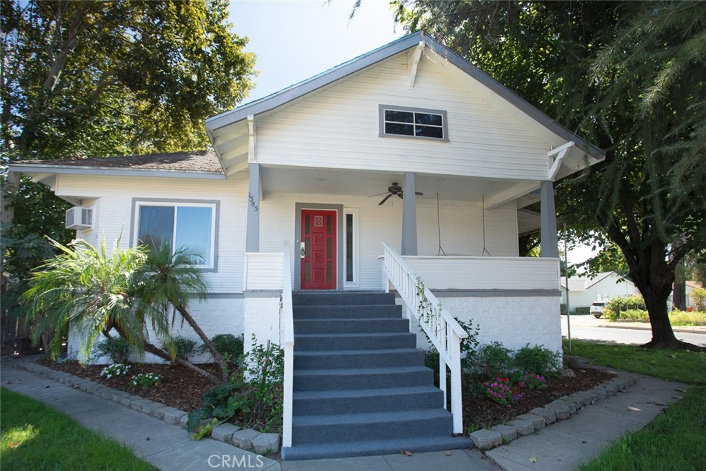 1585 Sycamore Street Property Photo 52