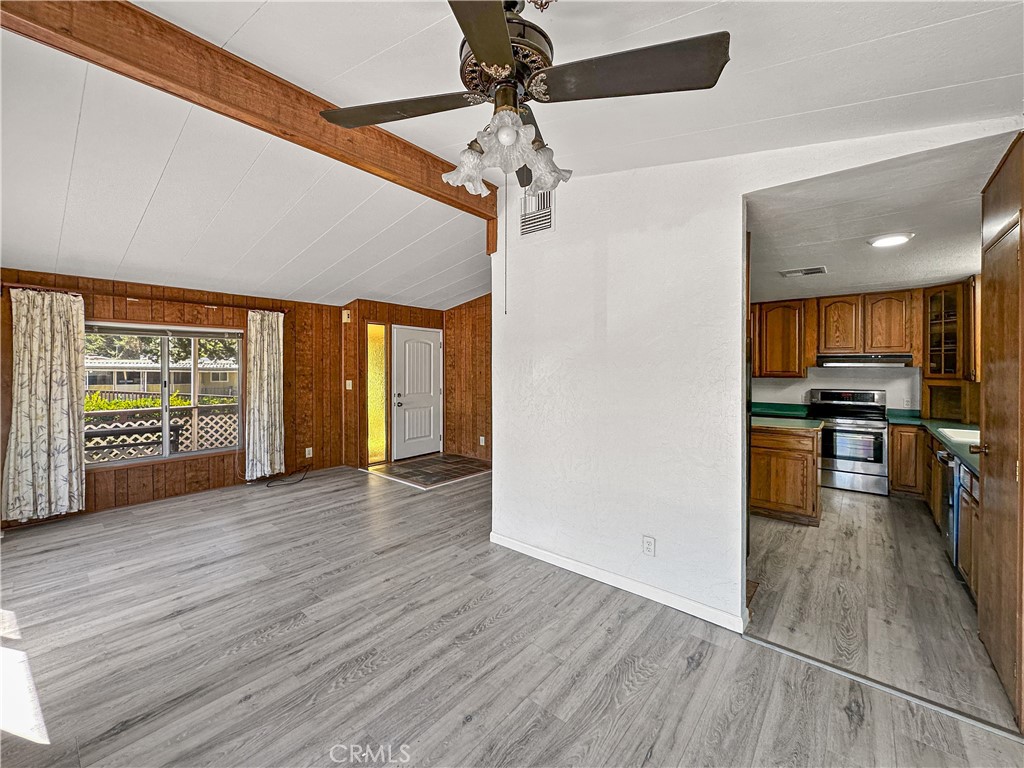 8 Firloop Property Photo 4