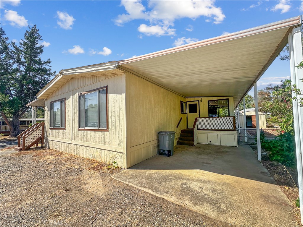 8 Firloop Property Photo 23