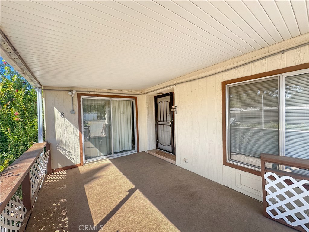 8 Firloop Property Photo 25