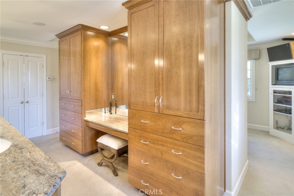 415 Hurleton Road Property Photo 24