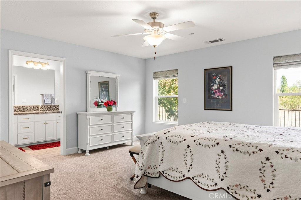 5548 Kemlyn Lane Property Photo 17