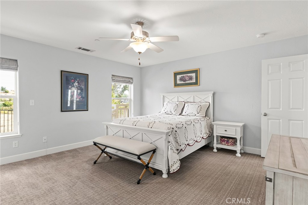 5548 Kemlyn Lane Property Photo 18