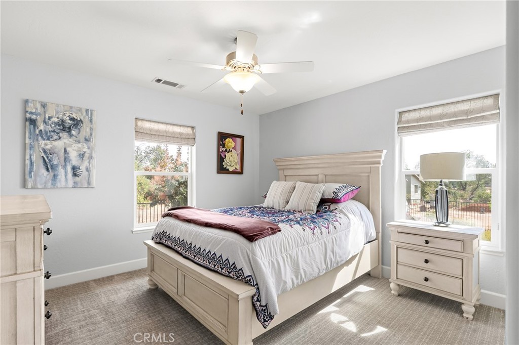 5548 Kemlyn Lane Property Photo 23