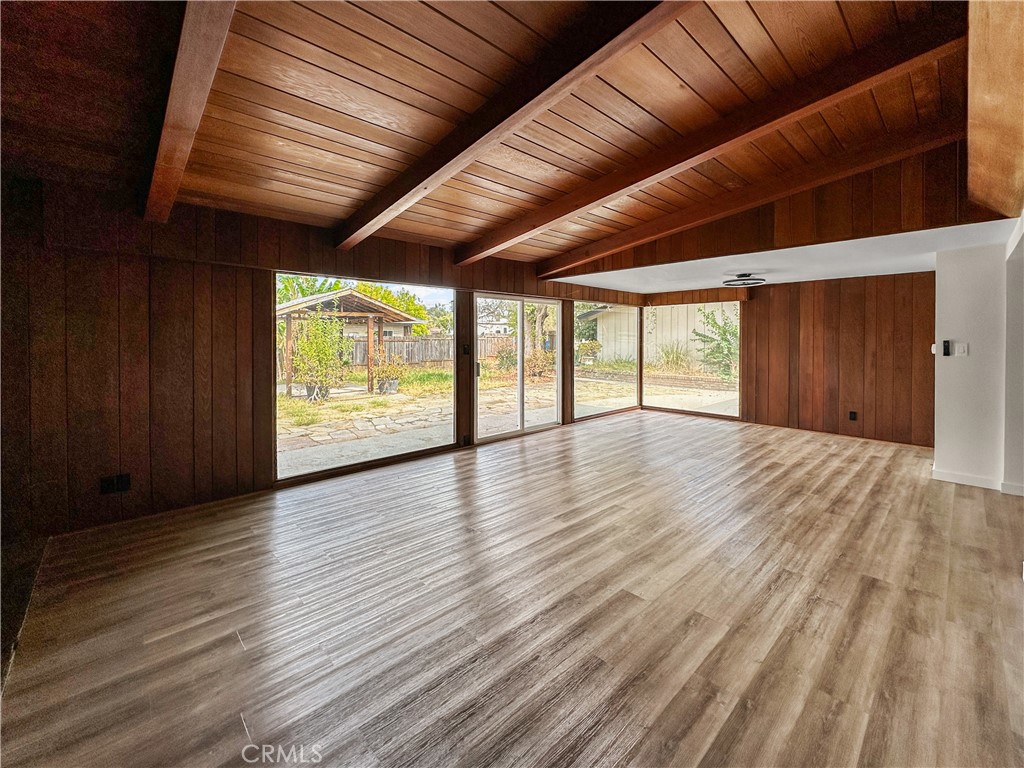 48 Pine Oaks Road Property Photo 5