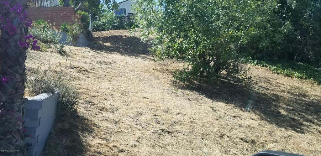 Lavell Drive Property Photo 3