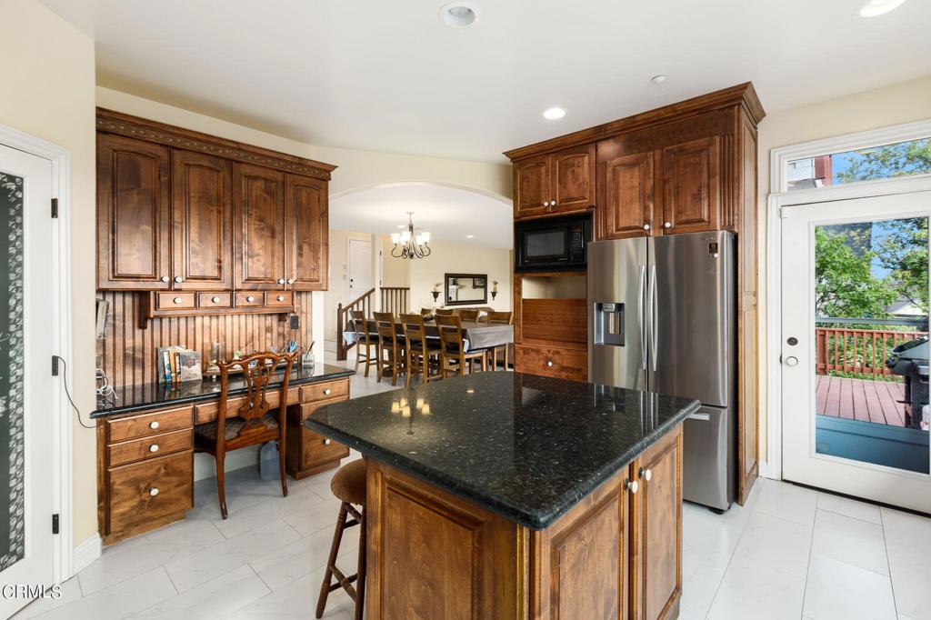 28708 Zion Drive Property Photo 10