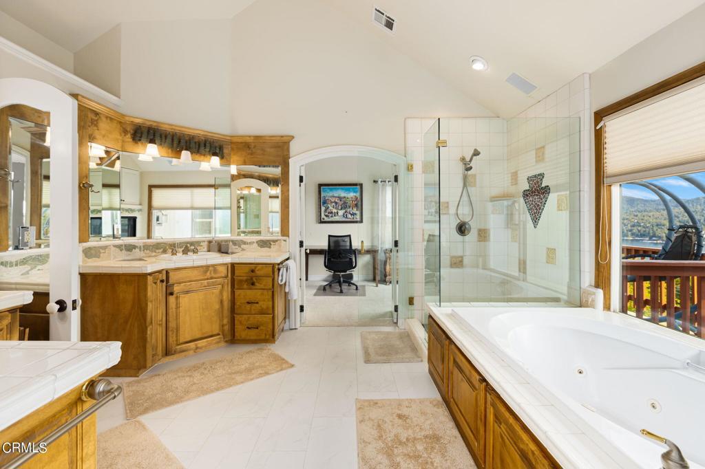 28708 Zion Drive Property Photo 13
