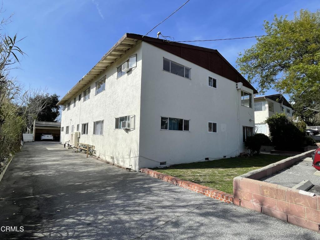 10039 Haines Canyon Avenue Property Photo 10