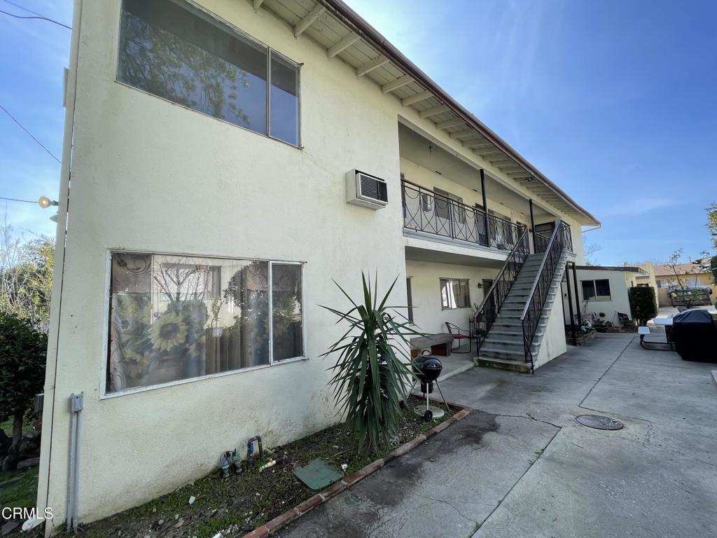 10039 Haines Canyon Avenue Property Photo 14