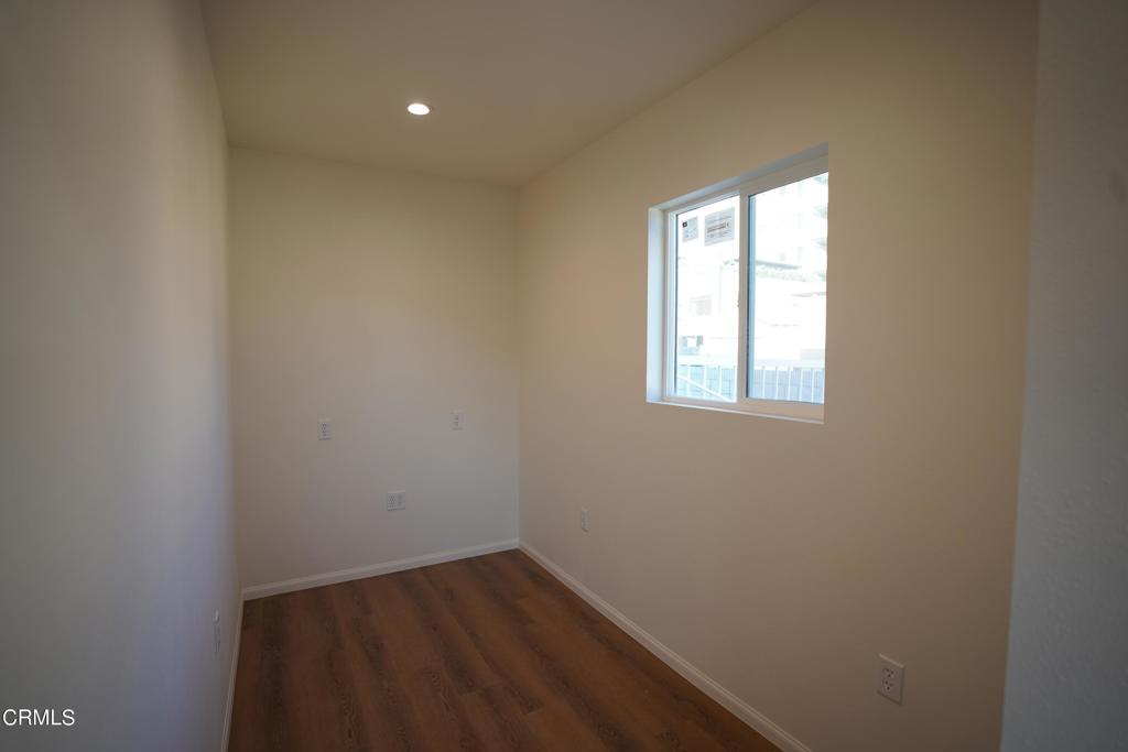 731 W Emerson Avenue Property Photo 5