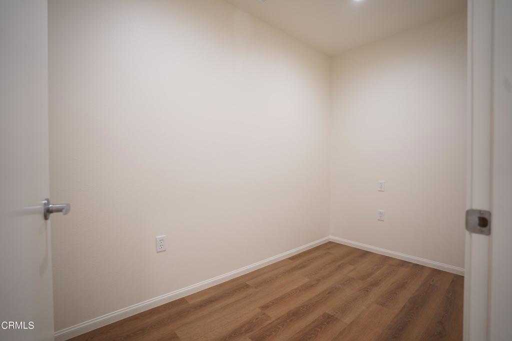 731 W Emerson Avenue Property Photo 9