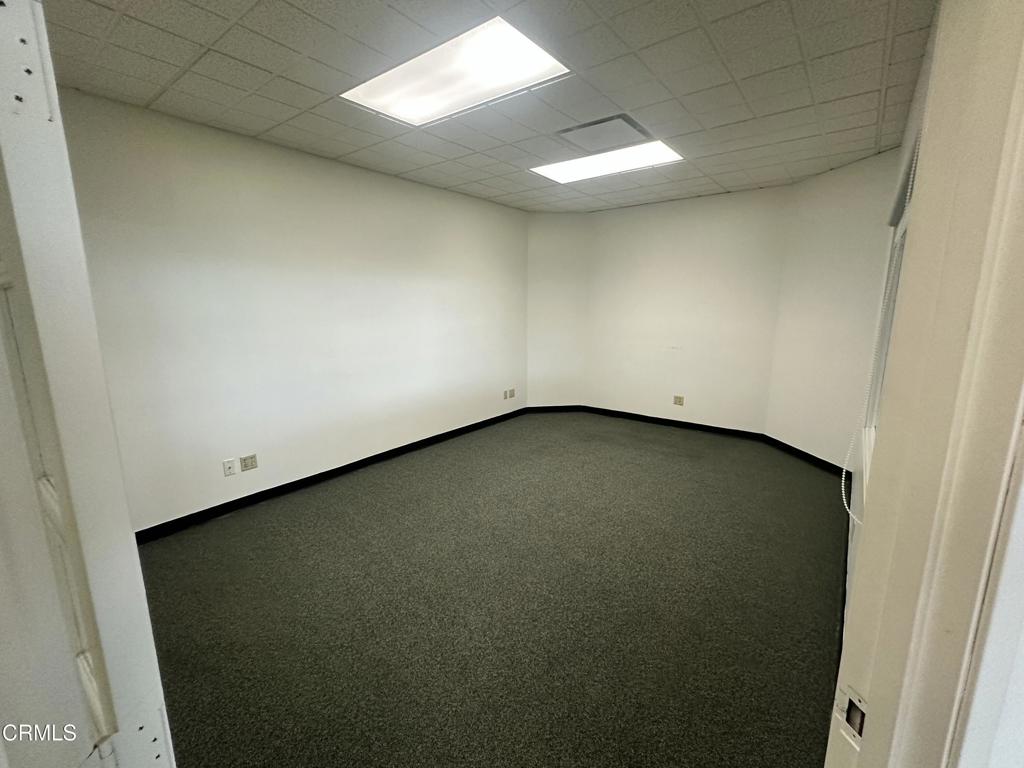 4515 Ocean View Boulevard Property Photo 10