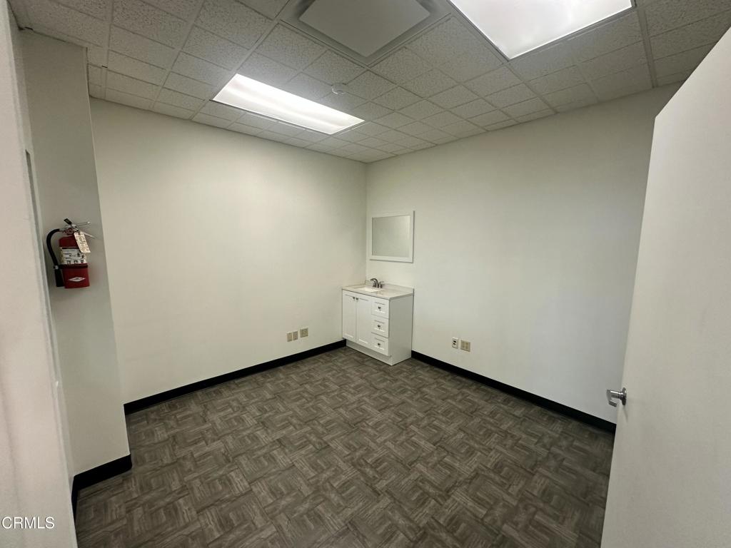4515 Ocean View Boulevard Property Photo 20