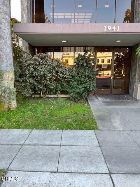 1941 Huntington Drive C Property Photo 3