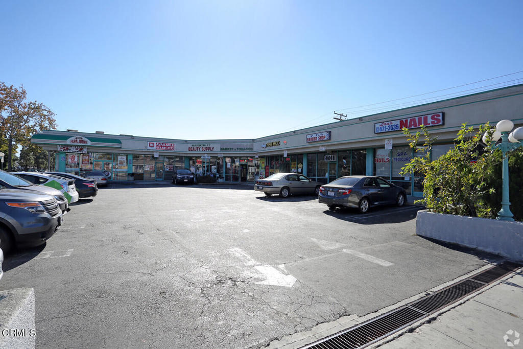 10901 Crenshaw Boulevard C Property Photo 18