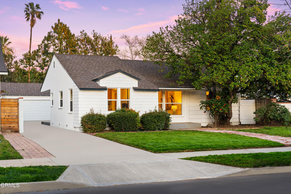 524 N Griffith Park Drive Property Photo