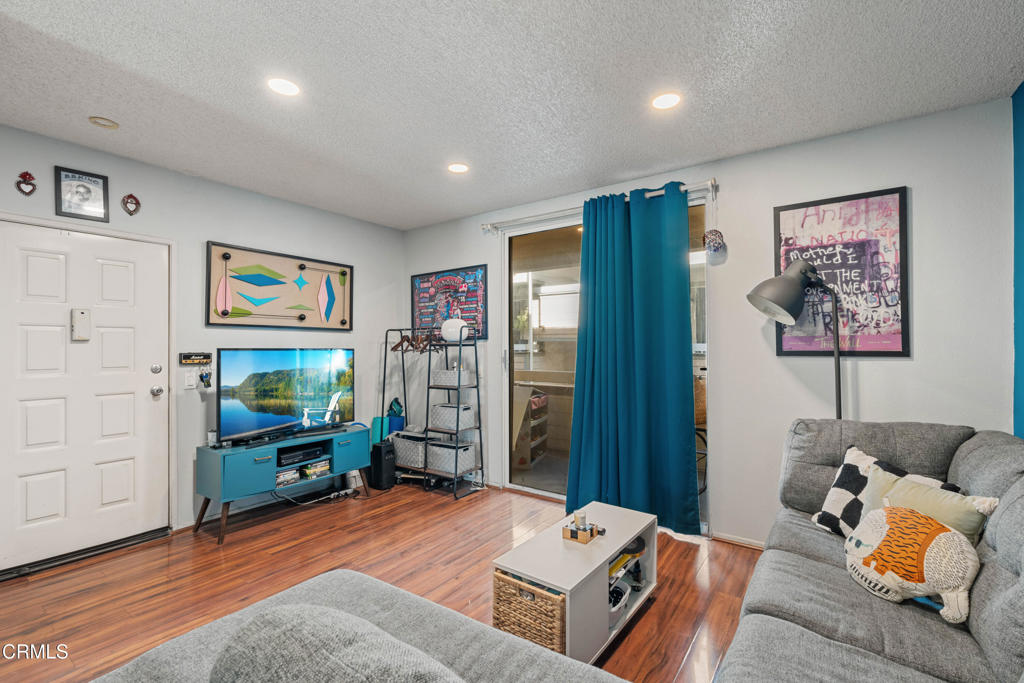 11150 Glenoaks Boulevard 177 Property Photo