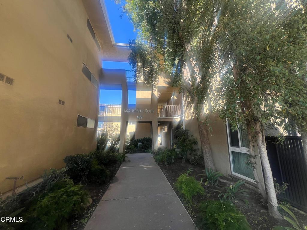 465 S Los Robles Avenue 19 Property Photo