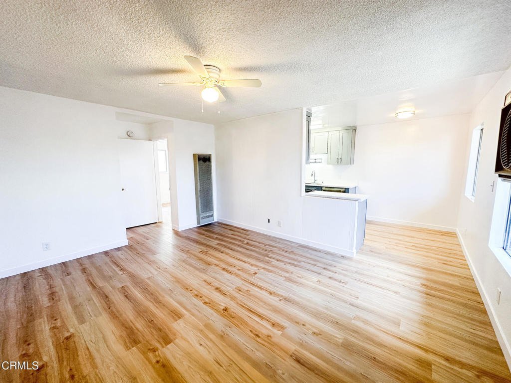 361 W Milford Street 6 Property Photo
