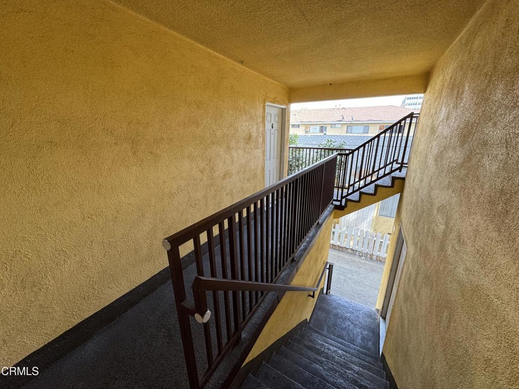 14553 Hartland Street Property Photo 6