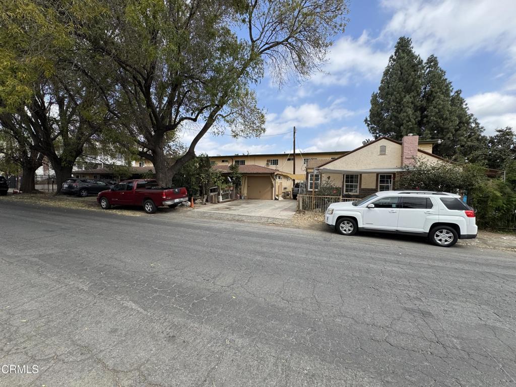 14553 Hartland Street Property Photo 13