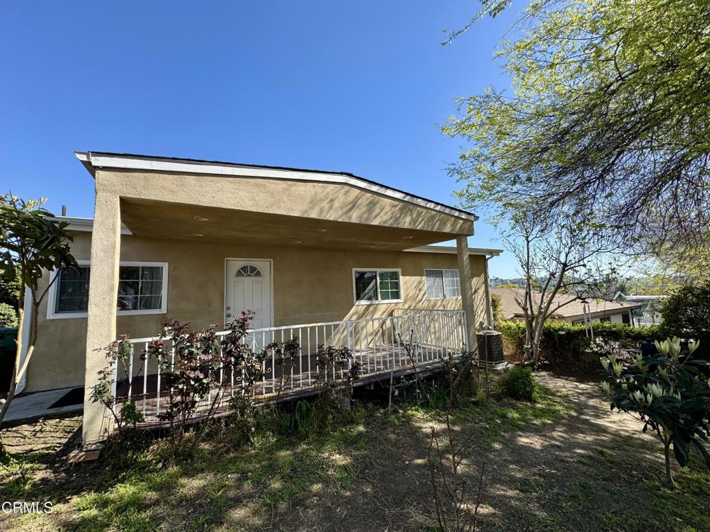3756 Locke Avenue Property Photo