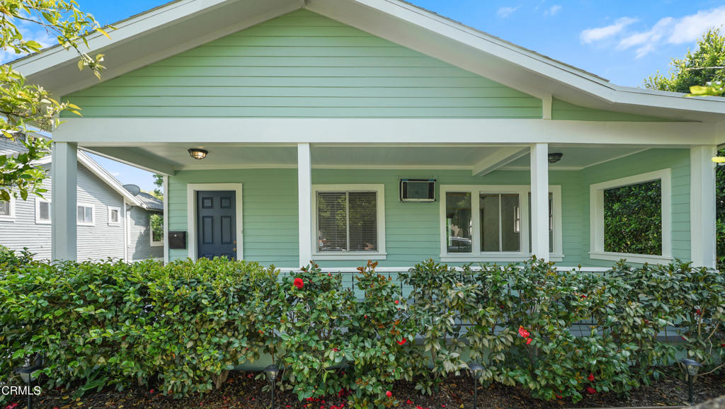 544 Salem Street Property Photo 4