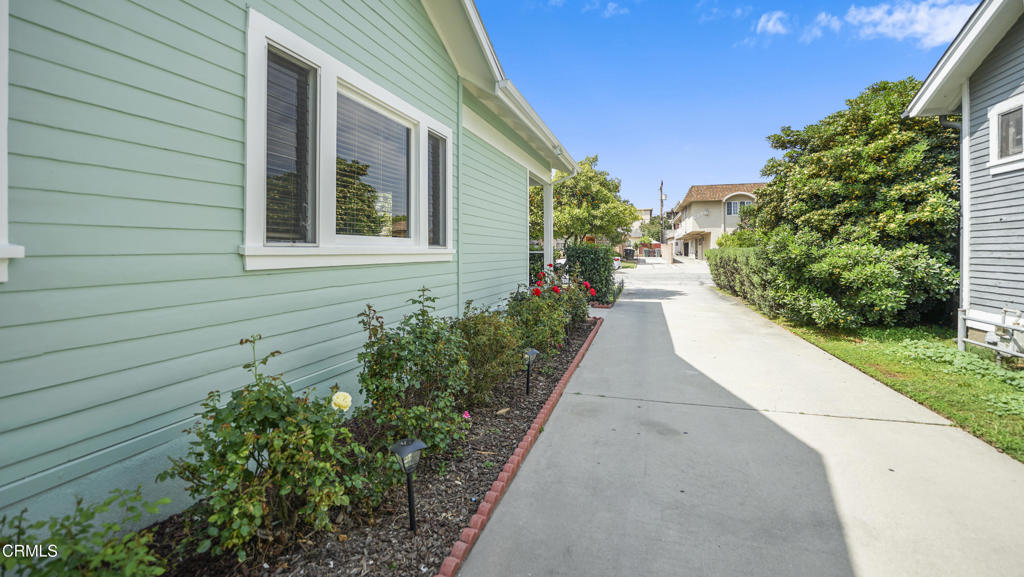 544 Salem Street Property Photo 12