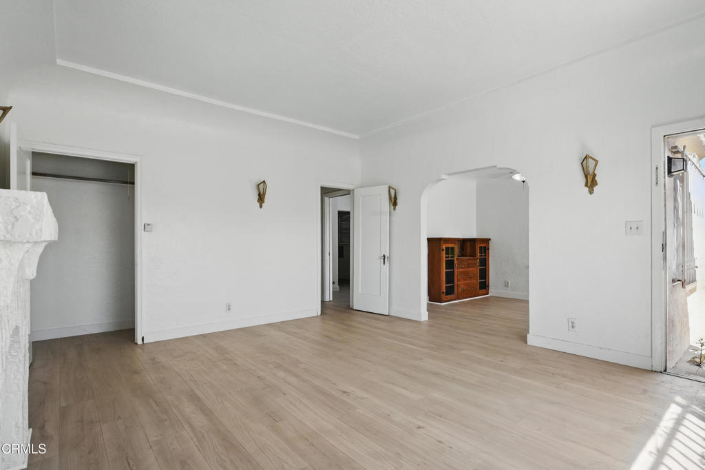 701 Leonard Avenue Property Photo 6